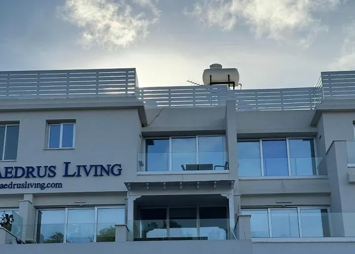 アパート Bohemian Rhapsody