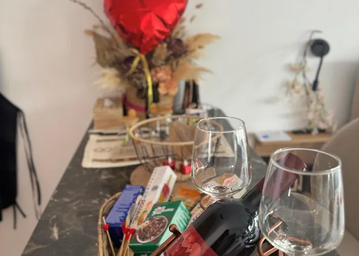 Bohemian Rhapsody アパート *