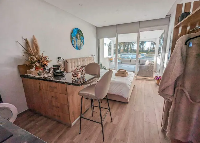 アパート Bohemian Rhapsody